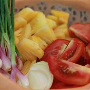 Cách làm cá ngừ kho khóm