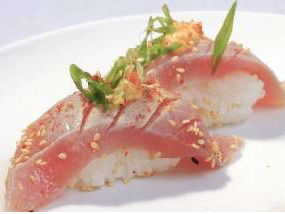 Cá ngừ nướng tái