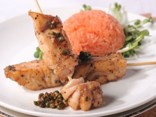 Cá ngừ nướng tiêu xanh