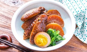 Cả nhà không ngừng gắp với món thịt bò xào thanh long mới lạ, tuyệt ngon