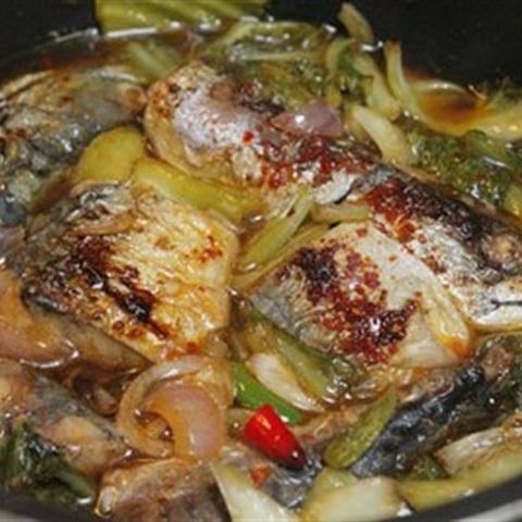 Cách làm cá nục kho dưa cải chua