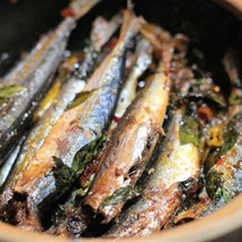 Cách làm cá nục kho húng quế