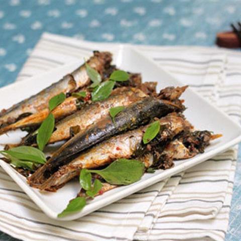 Cách làm cá nục kho húng quế