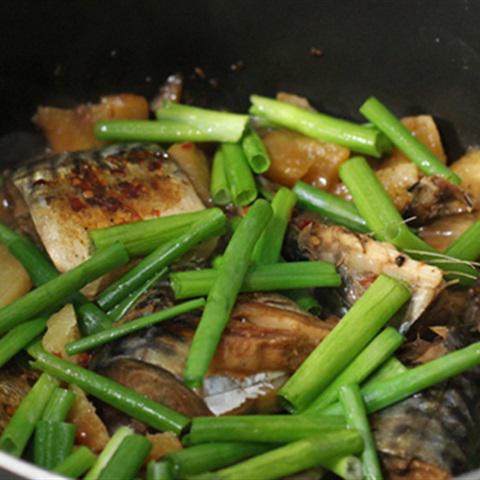 Cách làm cá nục kho thơm
