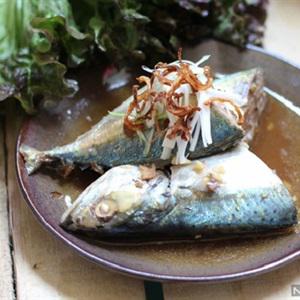 Cách làm cá nục kho tỏi ớt