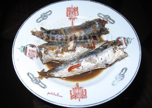 Cá nục kho tỏi ớt