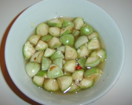 Cà pháo muối xổi