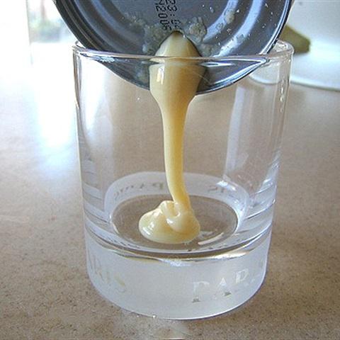 Cách làm cà phê sữa đá pha phin