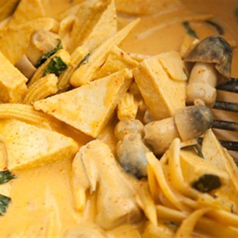 Cách làm cà ri đậu hũ kiểu Thái