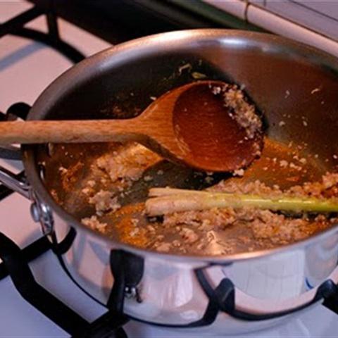 Cách làm cà ri gà cay Thái Lan