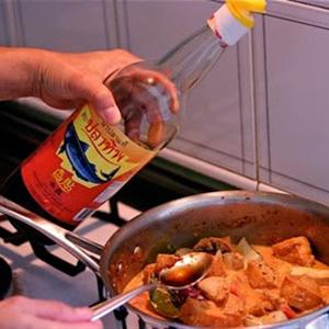 Cách làm cà ri gà cay Thái Lan