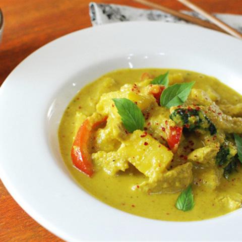 Cách làm cà ri gà nấu thơm