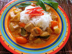 Cà-ri heo mềm béo thơm ngon