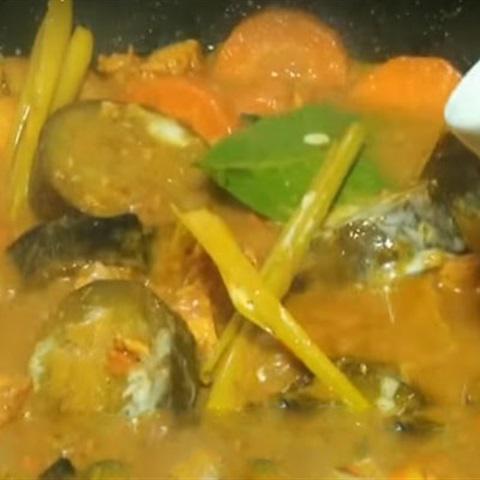 Cách làm cà ri Khmer đỏ