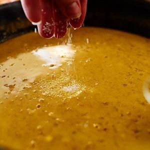 Cách làm cà ri tôm nước dừa