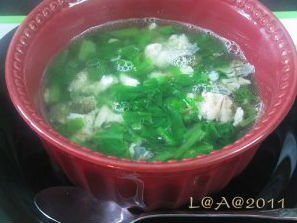 Cá rô đồng nấu canh rau cải