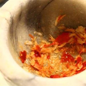 Cách làm cá rô phi chiên sả và lá chanh