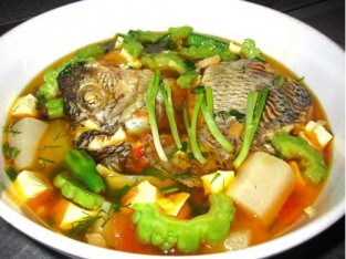 Cá rô phi sốt rau