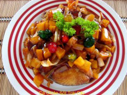 Cá sốt trái cây đầy hấp dẫn