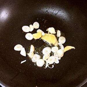 Cách làm cá sốt tương