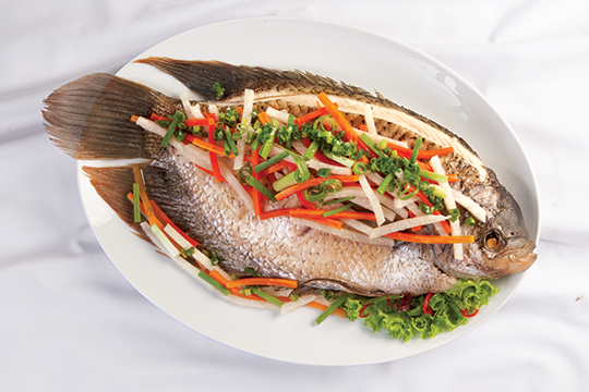 Cá tai tượng hấp