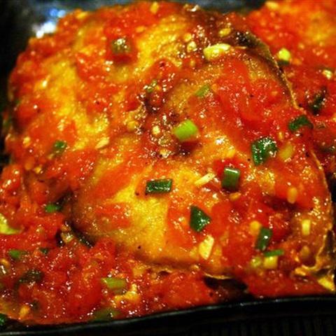 Cách làm cá thu chiên sốt cà chua