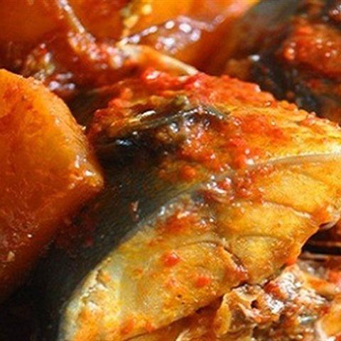 Cách làm cá thu kho củ cải