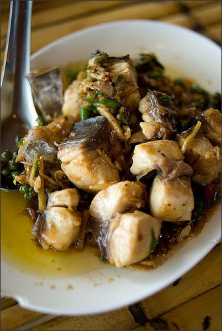 Cá thu kho tiêu riềng