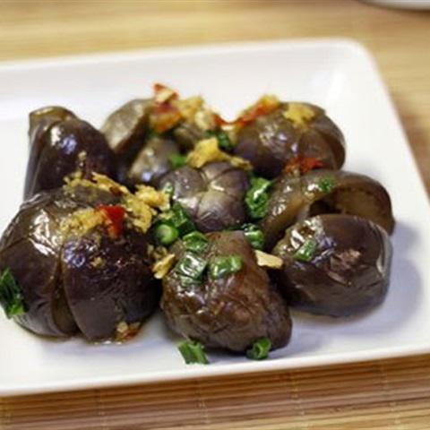 Cách làm cà tím hấp chấm mắm gừng