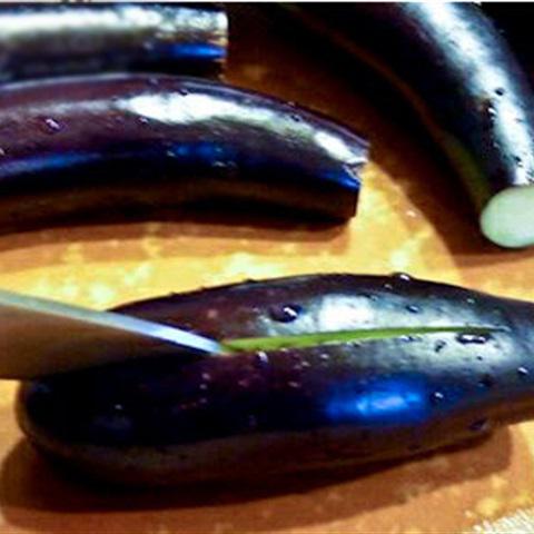 Cách làm cà tím nhồi hành lá