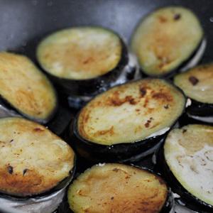 Cách làm cà tím nhồi chả cá