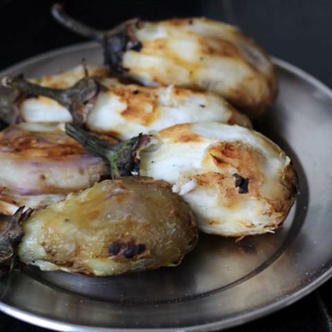 Cách làm cà tím nướng lòng non