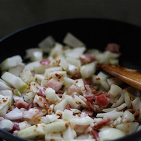 Cách làm cà tím nướng phô mai thịt xông khói