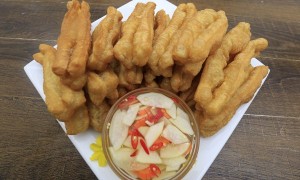 Cà tím xào ớt chuông và khoai tây cho người ăn kiêng