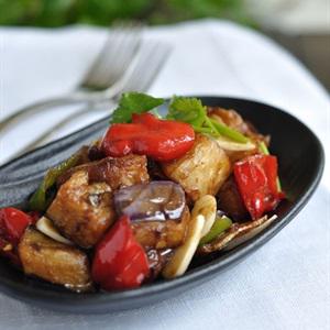 Cách làm cà tím xào thập cẩm