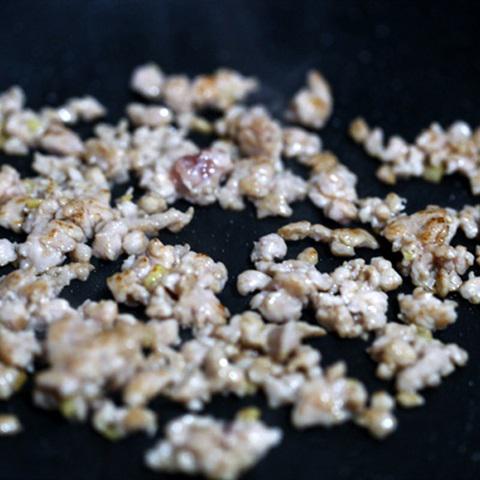 Cách làm cà tím xào thịt