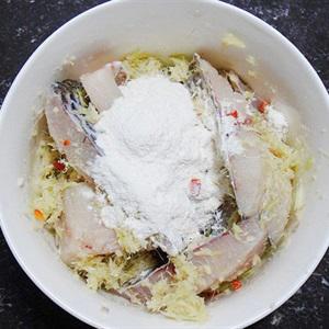 Cách làm cá trắm chiên sả ớt
