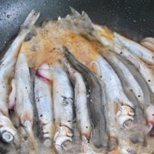 Cách làm cá trứng kho tiêu