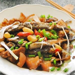 Cách làm cá trứng kho tiêu