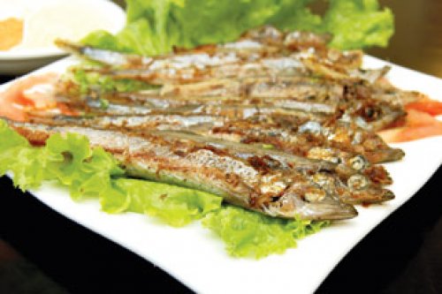 Cá trứng nướng