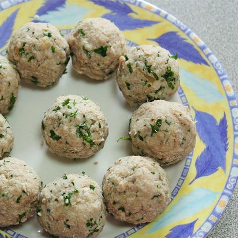 Cách làm cá viên sốt cà chua