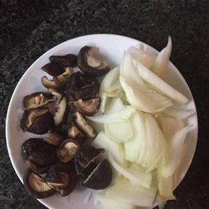 Cách làm cá xào cần nước