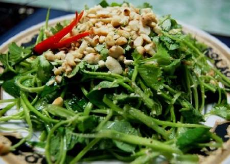 Các bước làm nộm rau muống nhanh mà ngon tuyệt