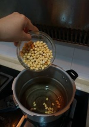 Cách chế biến món thịt bò Bourgogne  Pháp