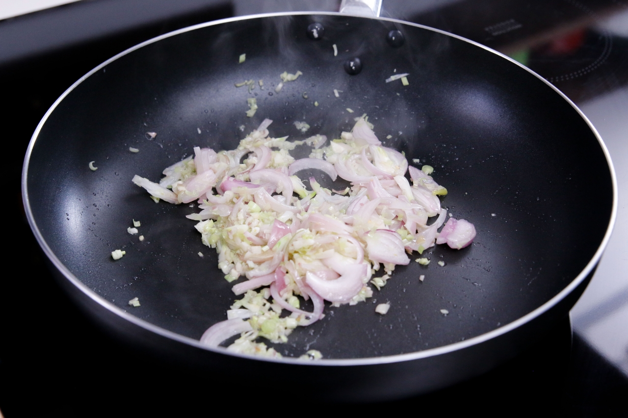 Cách chuẩn bị bữa sáng đúng chuẩn hoàng gia  Anh