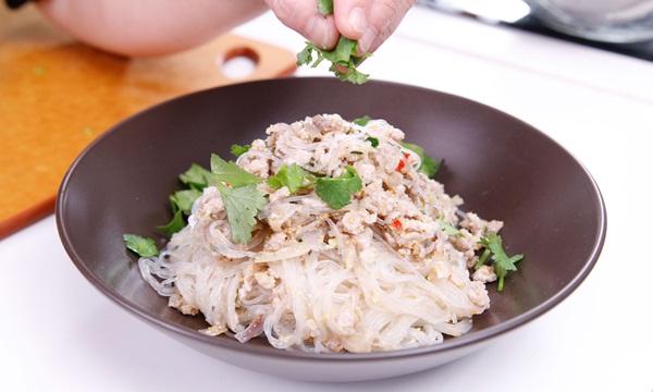 Cách chuẩn bị bữa sáng đúng chuẩn hoàng gia  Anh