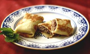 Cách hầm thịt ba chỉ bắt mắt thơm lừng nhìn là thèm