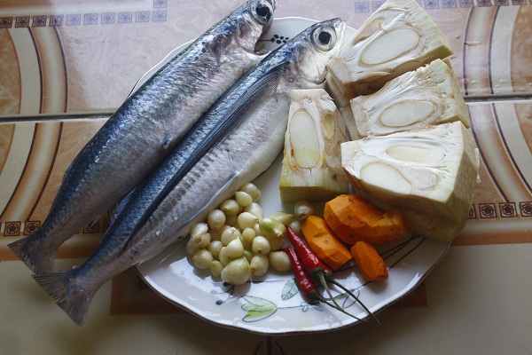 Cách kho cá chuồn ngon ngày mưa