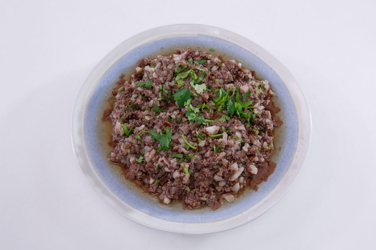 Cách làm bánh bao bí đỏ hình con cua ngộ nghĩnh