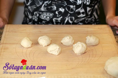 Cách làm bánh bao kim sa lạ miệng ngon tuyệt